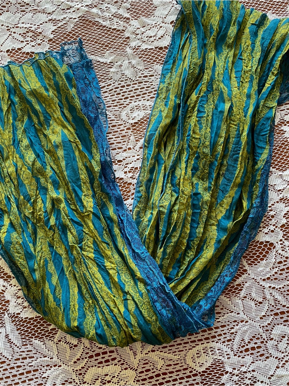 Crinkled Teal and Lime Scarf
